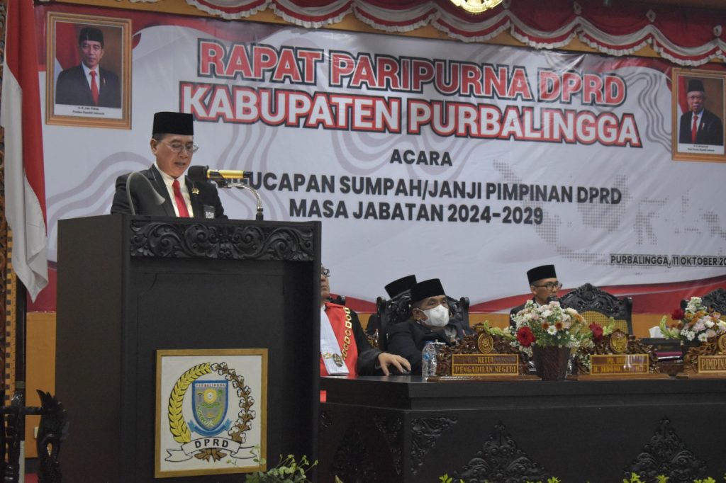 pimpinan-dprd-purbalingga-ketua-bambang-irawan